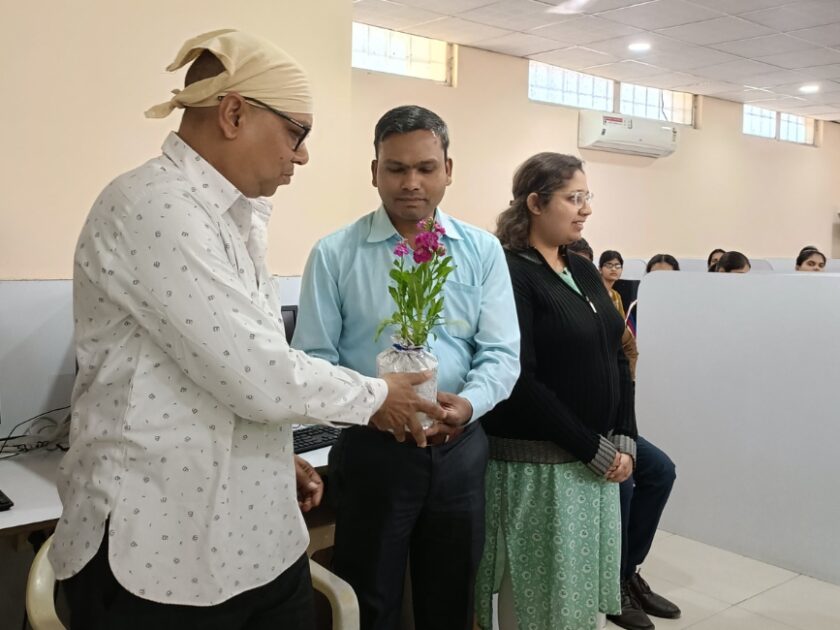 training in mata gujari college